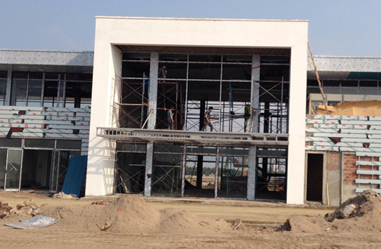 Thi công phần thân và hoàn thiện nhà Club House sân tập Golf (KĐT Ecopark) 