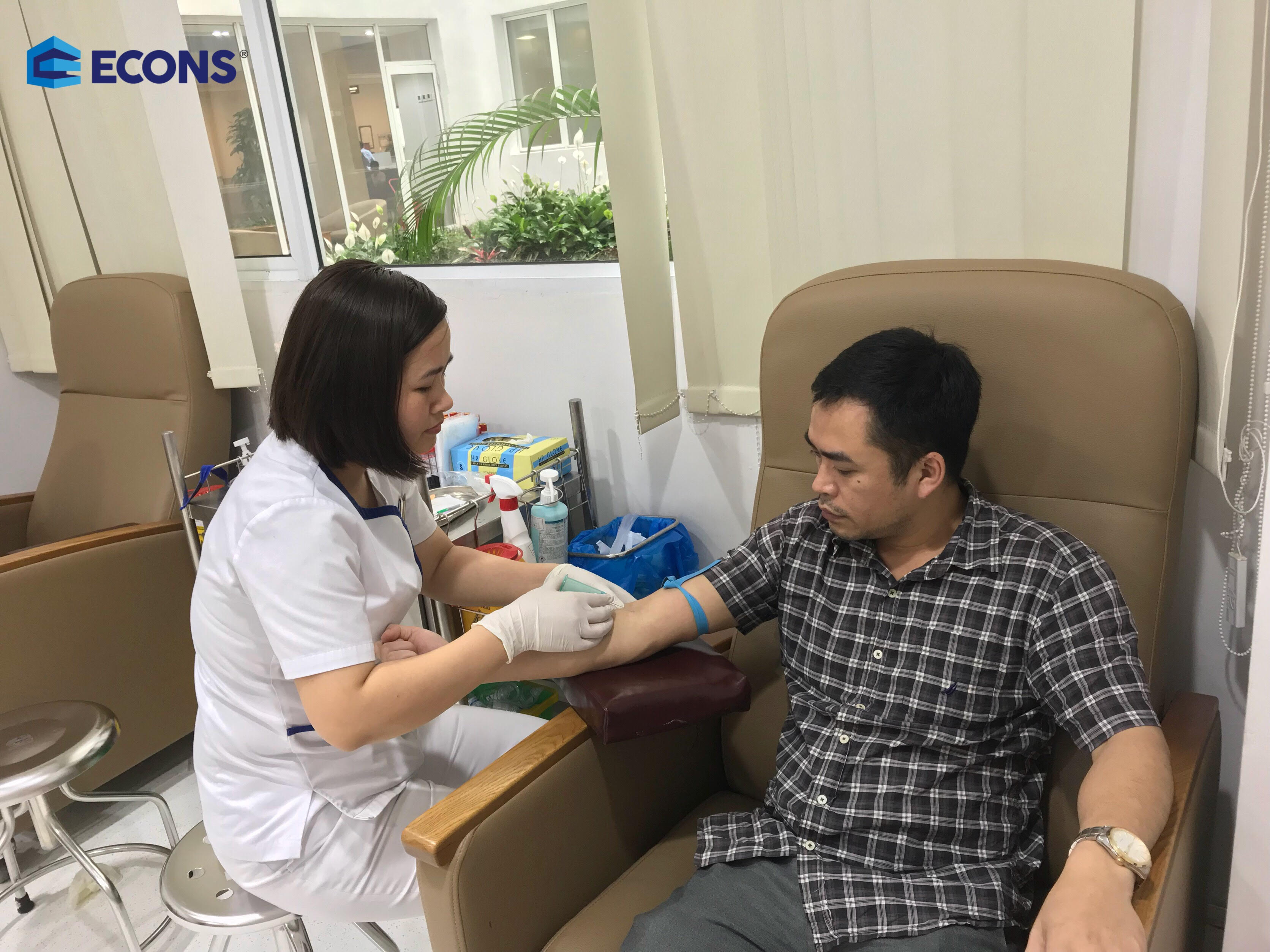 ECONS chăm sóc sức khỏe định kỳ cho cán bộ quản lý tại Vinmec